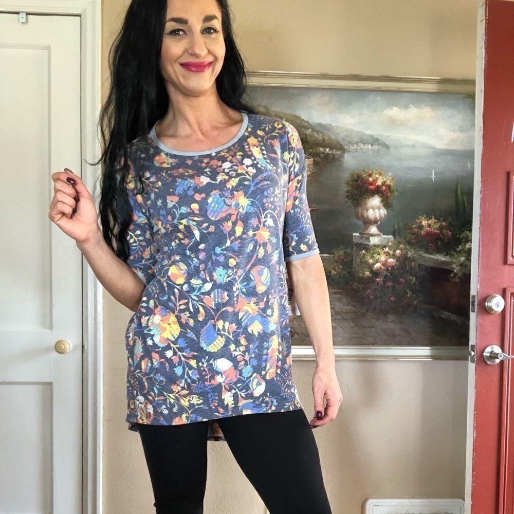 NWT Lularoe Irma  